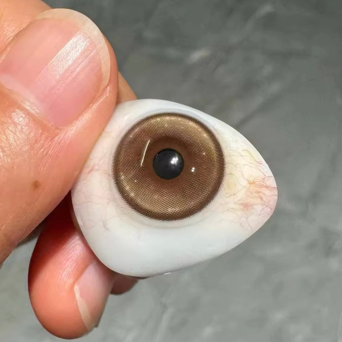 EyesInspire — Moon Hazel